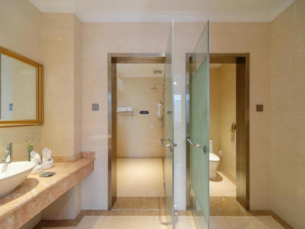 Chonpines Hotels- Shijiazhuang Fangbei Ershilipu  Екстериор снимка