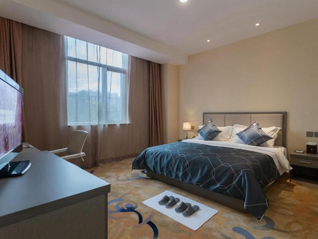 Chonpines Hotels- Shijiazhuang Fangbei Ershilipu  Екстериор снимка